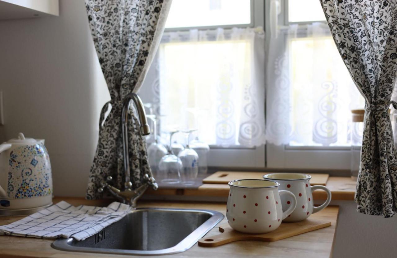 La Bobul Apartments Drnholec 外观 照片