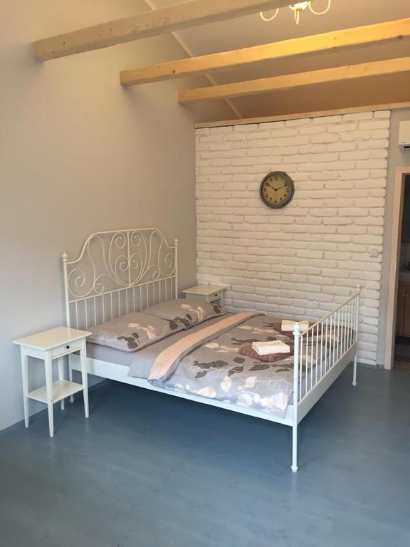 La Bobul Apartments Drnholec 外观 照片